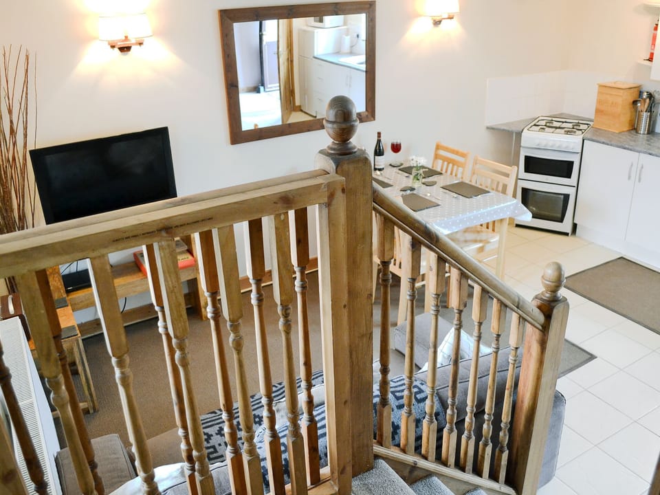 Open plan living/dining room/kitchen | Coastal Wood Holidays - Keeper&rsquo;s Cottage, Marros, nr. Amroth