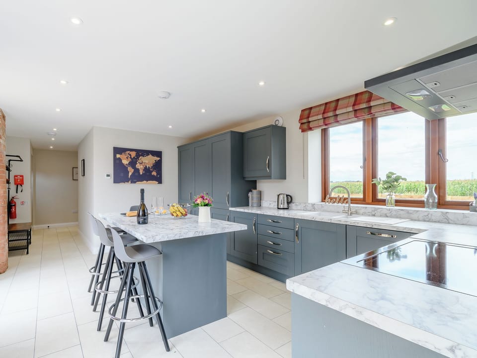 Kitchen | Honies Farm barns- The Archers - Honies Farm barns, East Stoke, near Newark