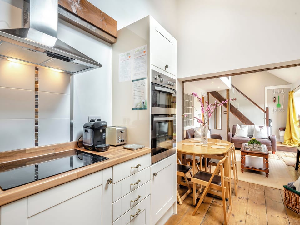 Kitchen area | The Boat Shed - Meadow Farm, Hickling