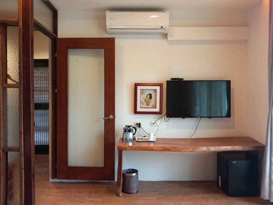 Classic Double Room | Free WiFi
