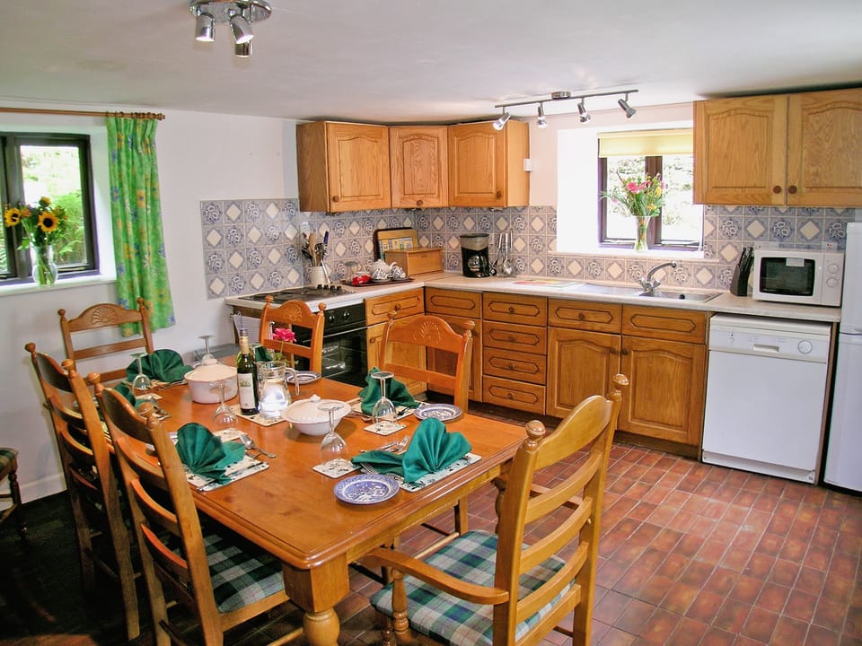 Kitchen/diner | Triscombe Farm Country Cottages - Rose Cottage, Wheddon Cross, Exmoor