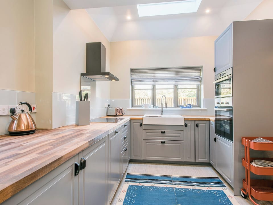 Kitchen | Meadowsweet Cottage - Swardeston Cottages, Swardeston, near Mulbarton