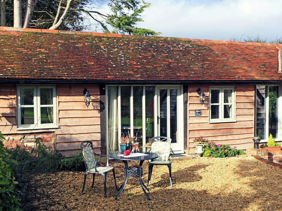 Exterior | Alpaca Cottage, Frampton