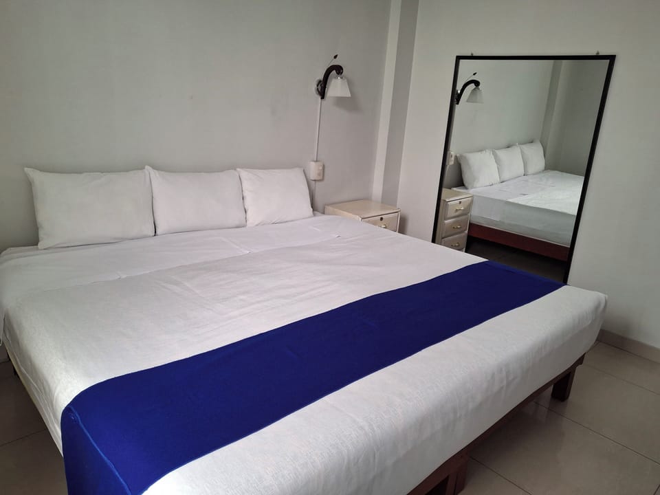 Elite Studio Suite | Hypo-allergenic bedding, Select Comfort beds, individually decorated