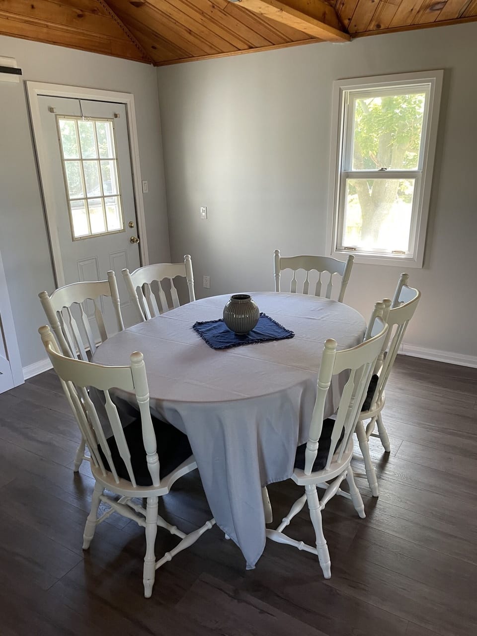dinning table
