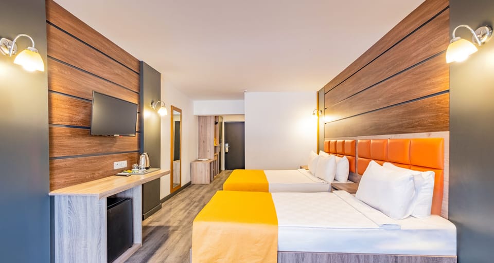In-room safe, soundproofing, bed sheets
