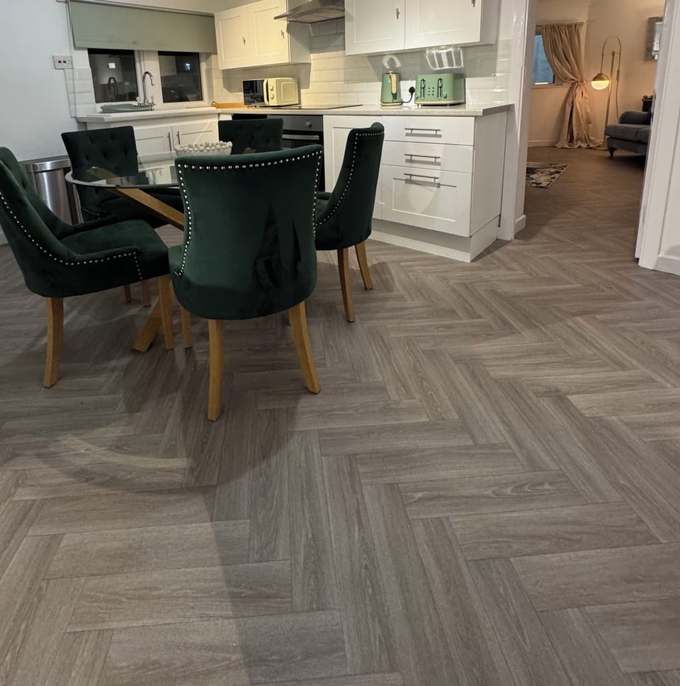 Cottage | Private kitchen | Electric kettle