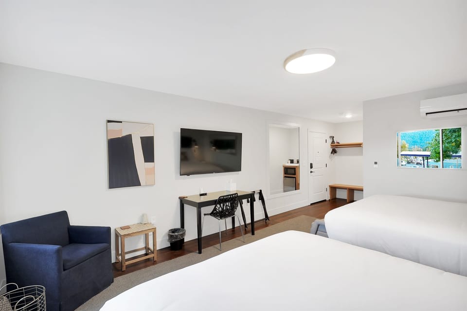 Large space, real hardwood flooring