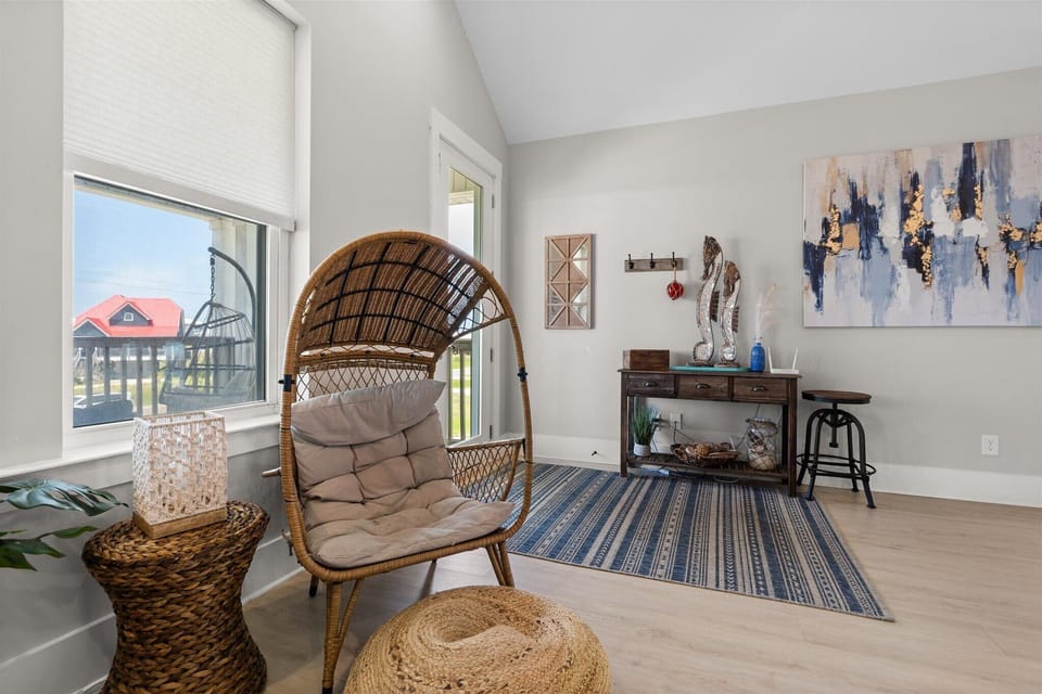 Cast Away Sitting Area in Living Space