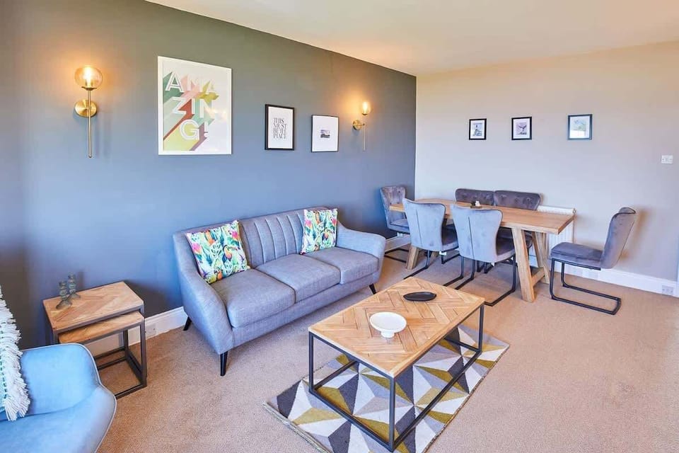 The Puffins Nest, Seahouses - Host & Stay