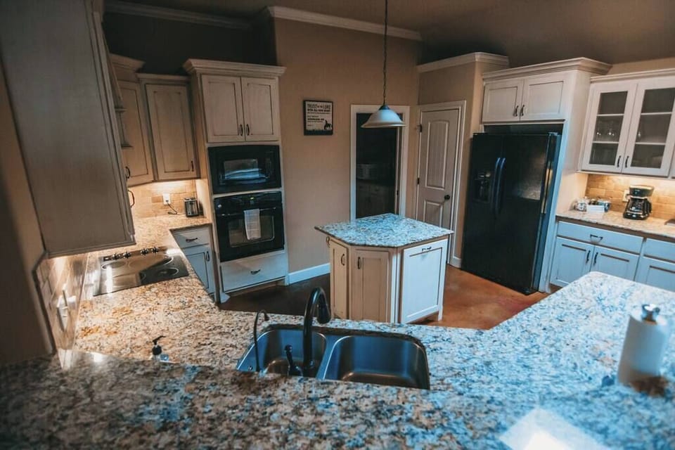 Kitchen (1)