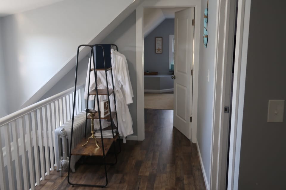 Loft: Sand room, SeaWell room, Moon room, full bath, kitchenette.