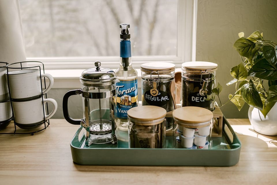 Complementarity coffee bar 