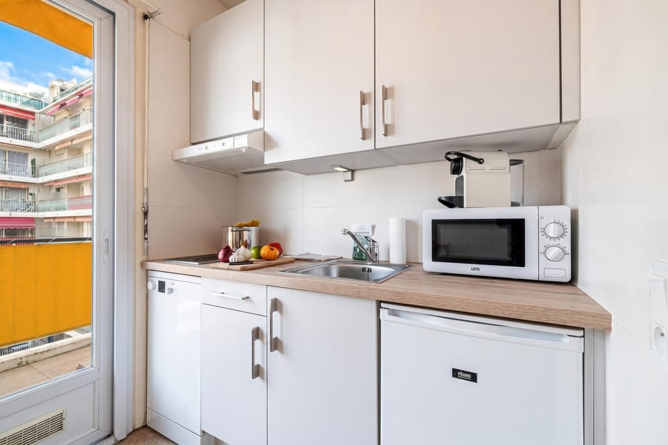 Kitchenette