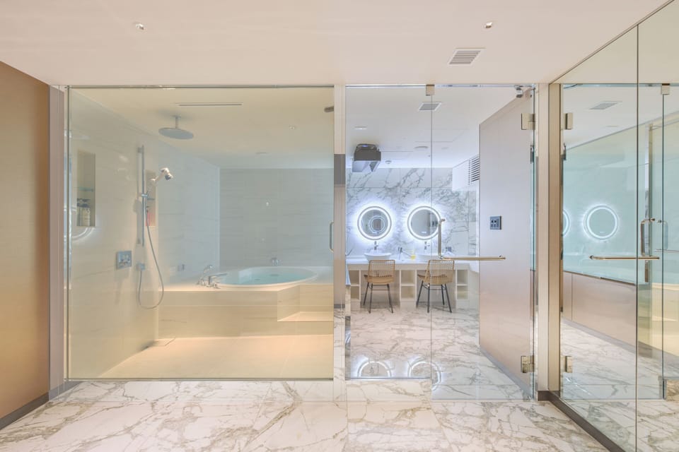 Private spa tub