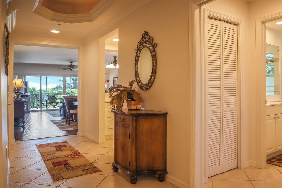 Entrance to the beautiful Bella Lago 144
