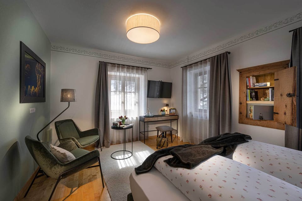 Comfort Room | In-room safe, free WiFi