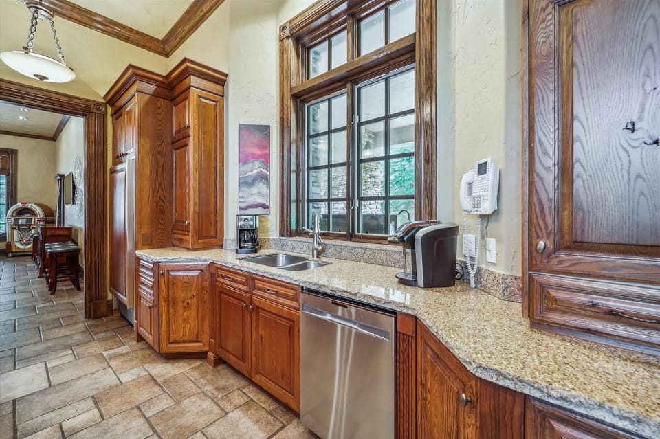 Kitchen - Gold King Retreat - Breckenridge Vacation Rental