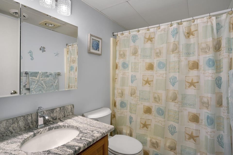 Marigot Beach 303 2 Bedroom Condo by RedAwning Apartment in Ocean City