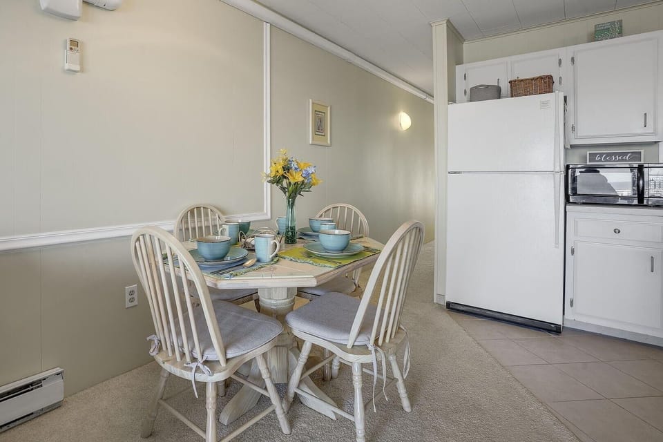 Condo, 1 Bedroom | Private kitchen | Coffee/tea maker, fridge, toaster