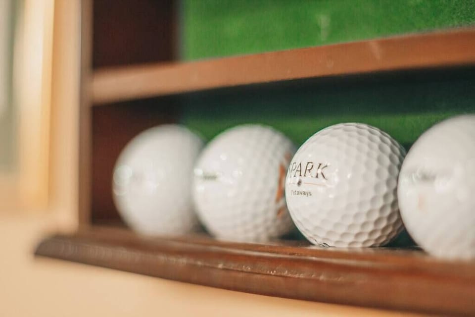 Logo Balls