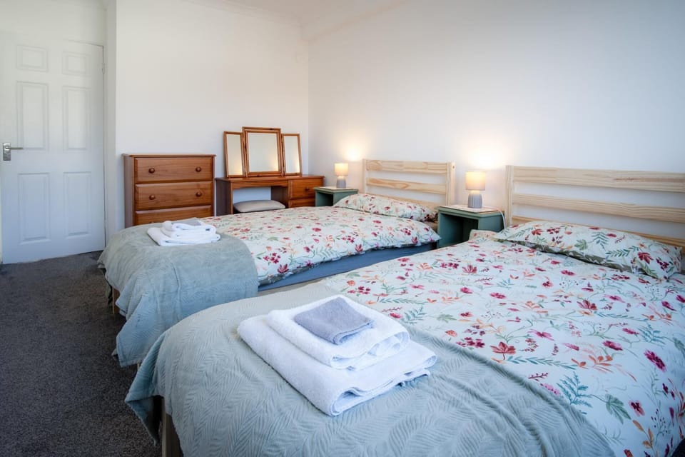 Harbour Court - 2 Bedroom Apartment - Saundersfoot (27460)