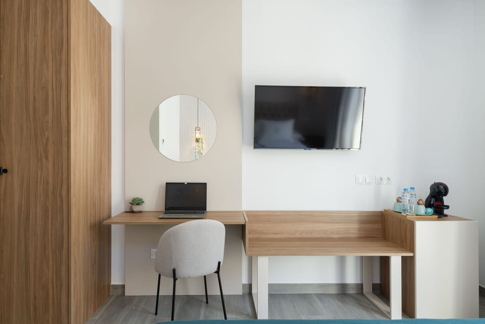 Double Room, Balcony, City View | In-room safe, individually decorated, desk, laptop workspace