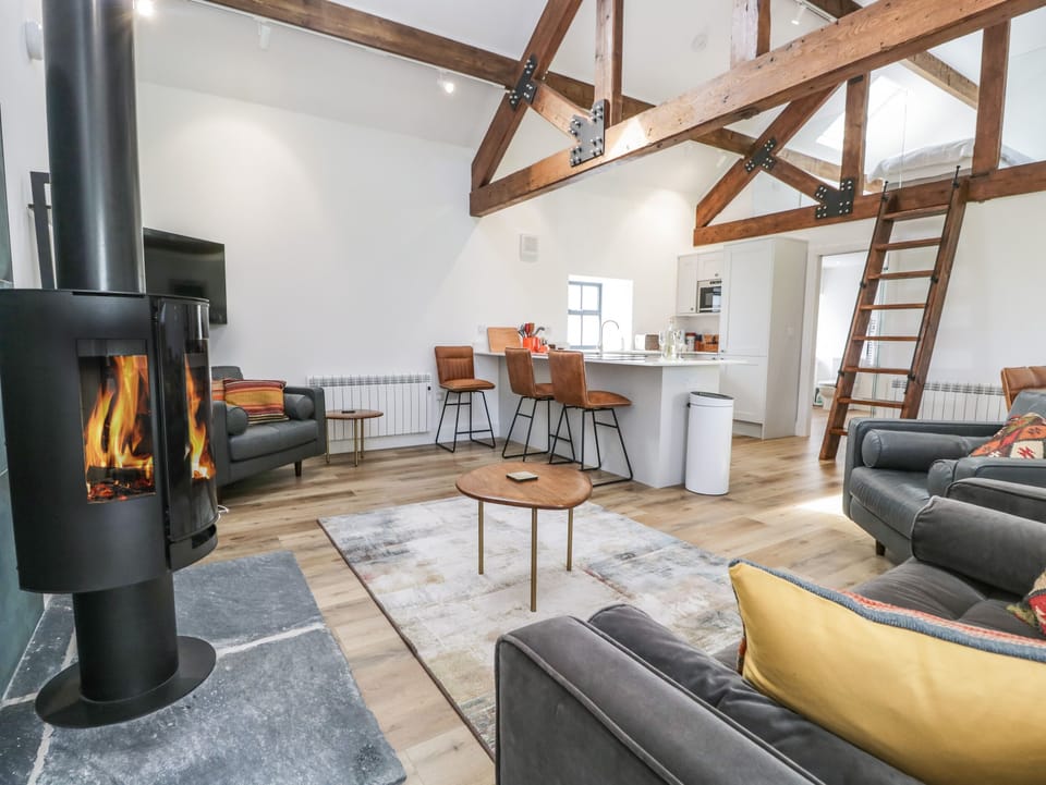 Cottage | Interior