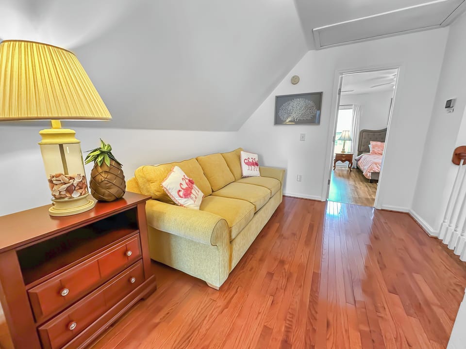 Upstairs loft - perfect for reading your favorite book!