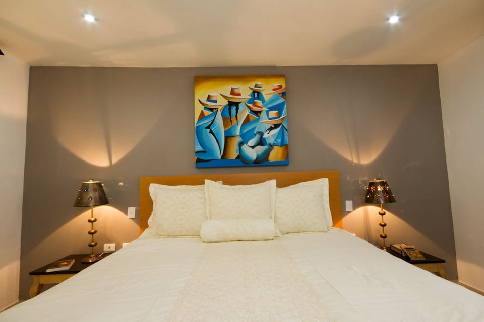 Standard Room | Down comforters, laptop workspace, iron/ironing board, free WiFi