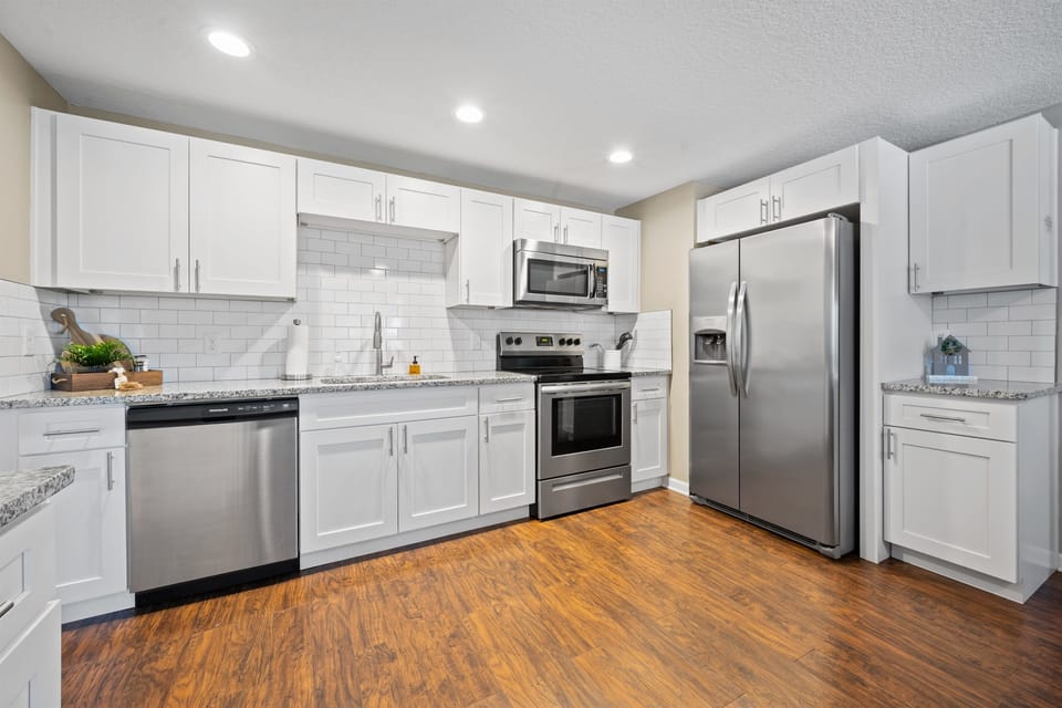 Fully Stocked Kitchen