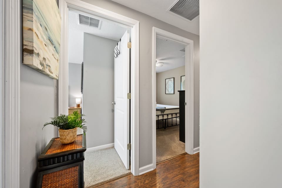 Hallway into Guest Bedroom 2 & 3