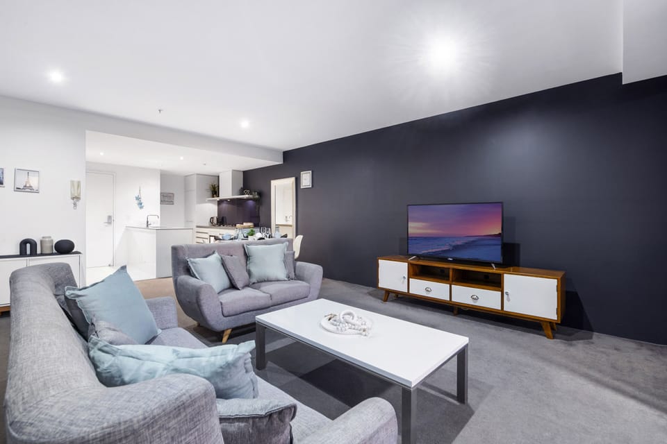 Living room opens onto a balcony with spectacular views 💎