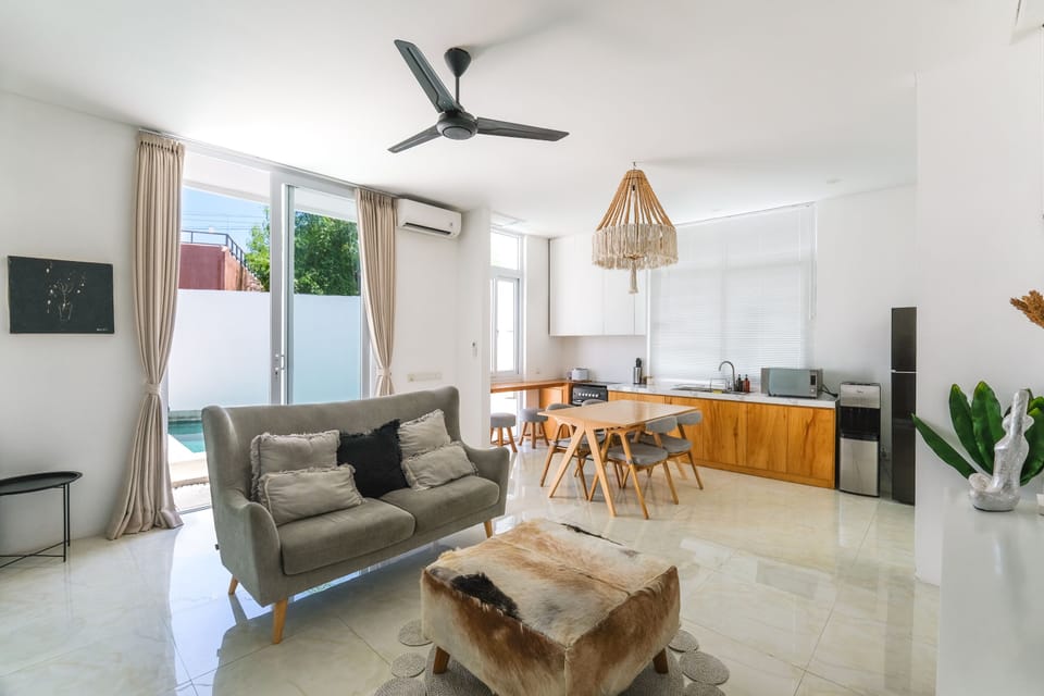 Villa, 2 Bedrooms | Living room | 49-inch Smart TV with digital channels, TV