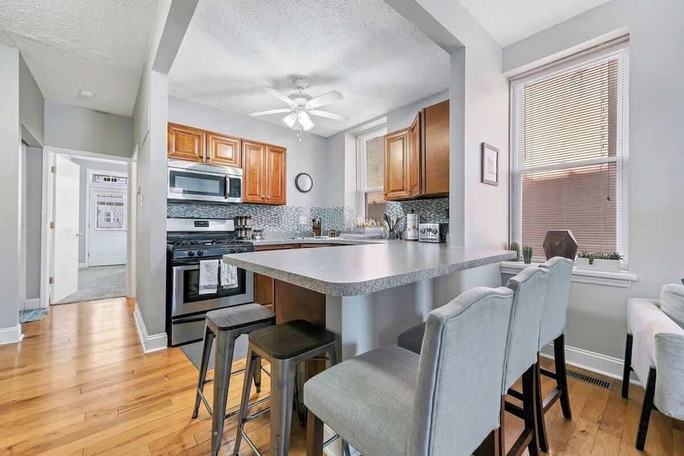 Kitchen and sitting area - first floor