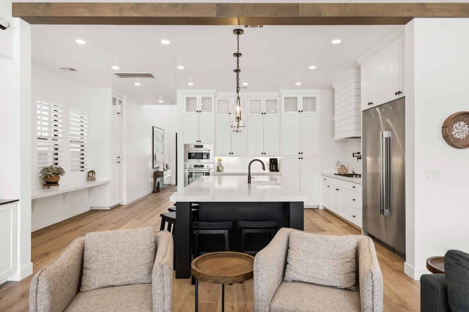 House, Multiple Bedrooms | Private kitchen | Fridge, oven, coffee/tea maker, toaster