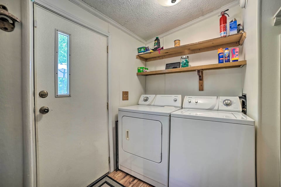 Laundry Area | Laundry Detergent Provided