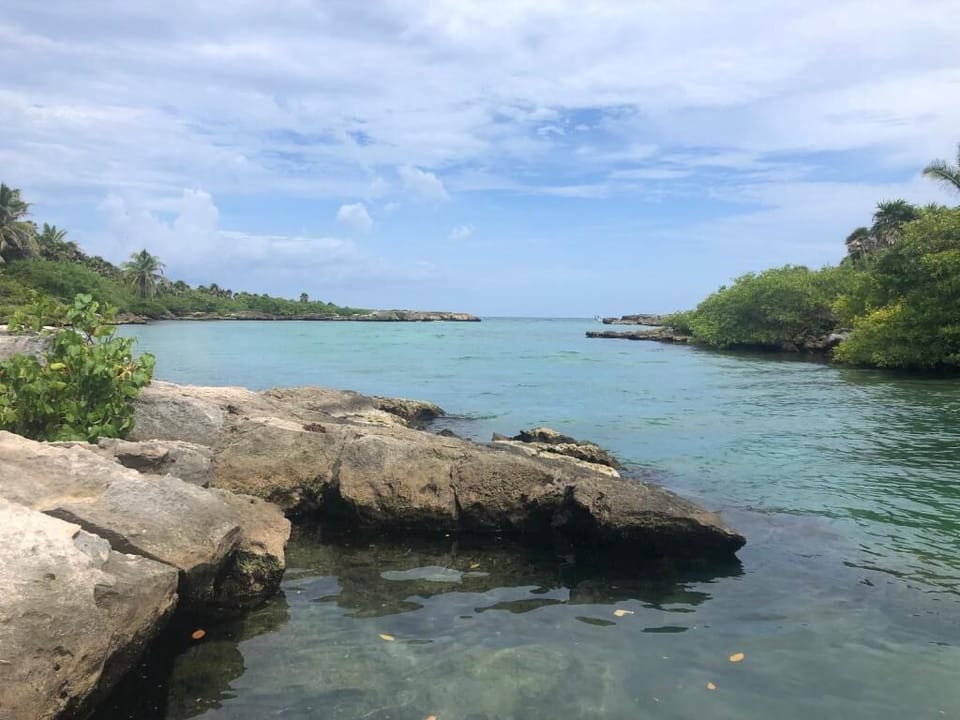 Community lagoon great for snorkeling