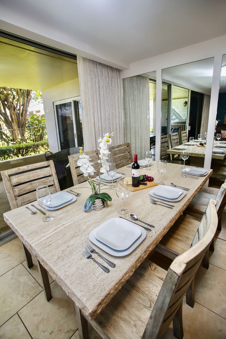 Exquisite dining area