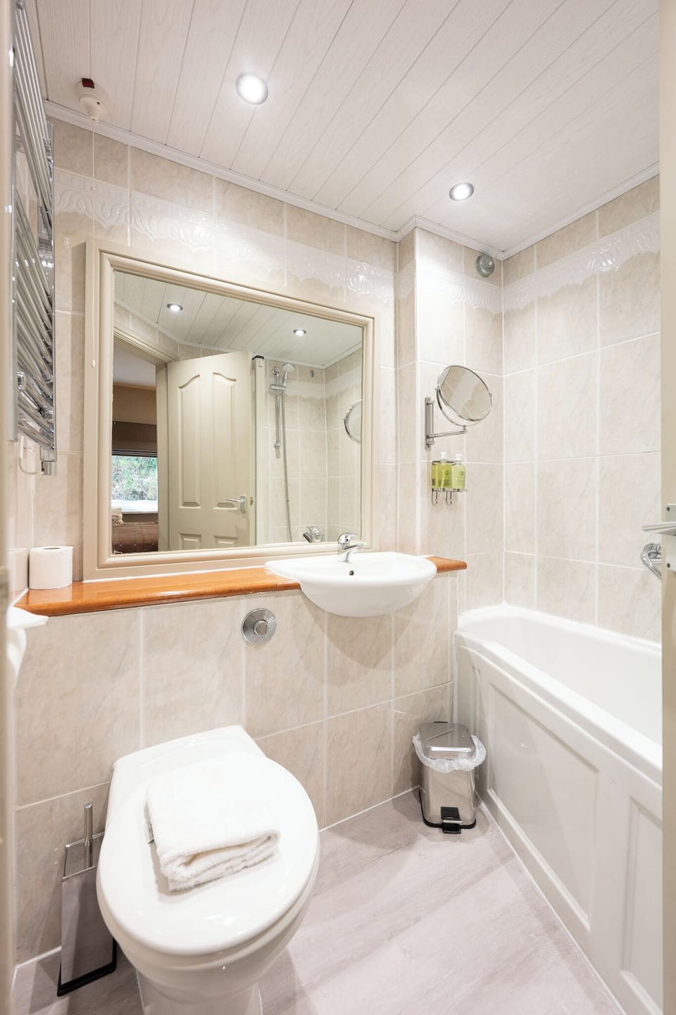 Comfort Double Room | Bathroom
