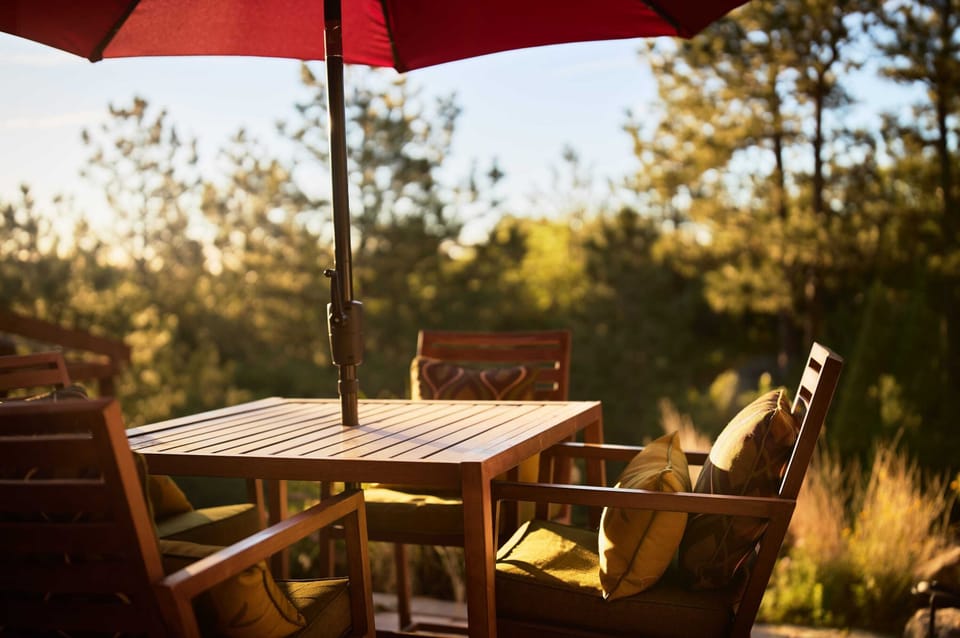 Backyard- outdoor seating