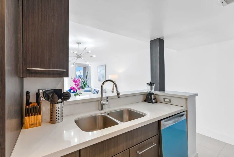 Fully equipped kitchen