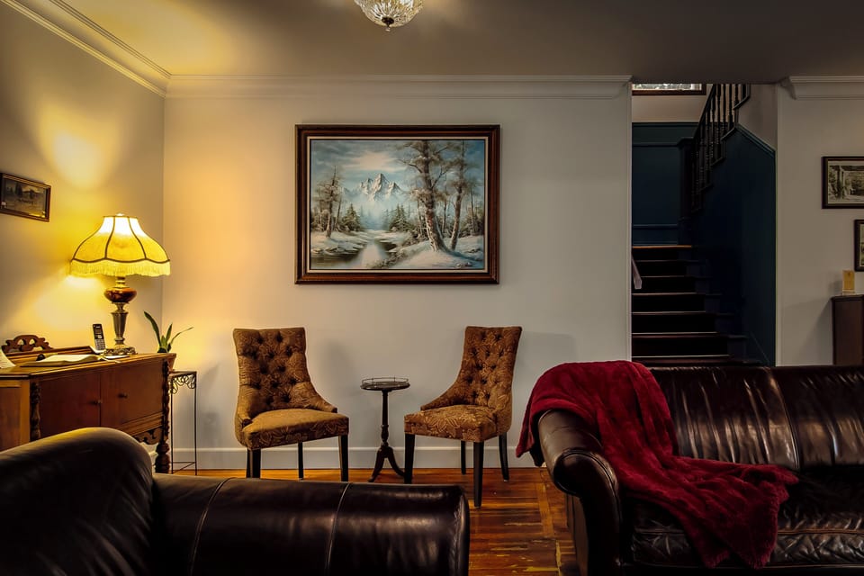 Parlor (5)
