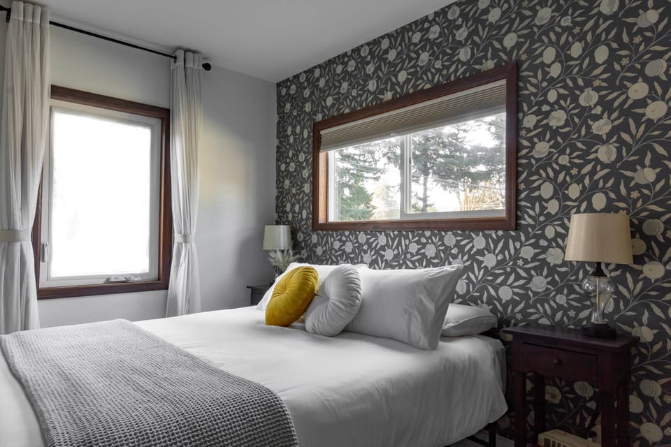 Silver Falls Trail Suite