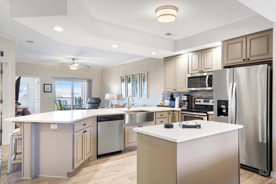 Condo, Multiple Beds, Patio (Majestic View Getaway) | Private kitchen | Coffee/tea maker