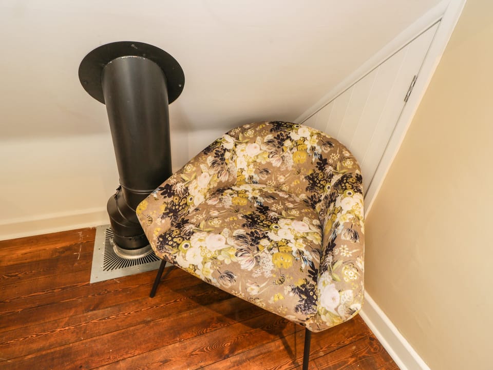Cottage | 2 bedrooms, individually decorated, individually furnished, free WiFi