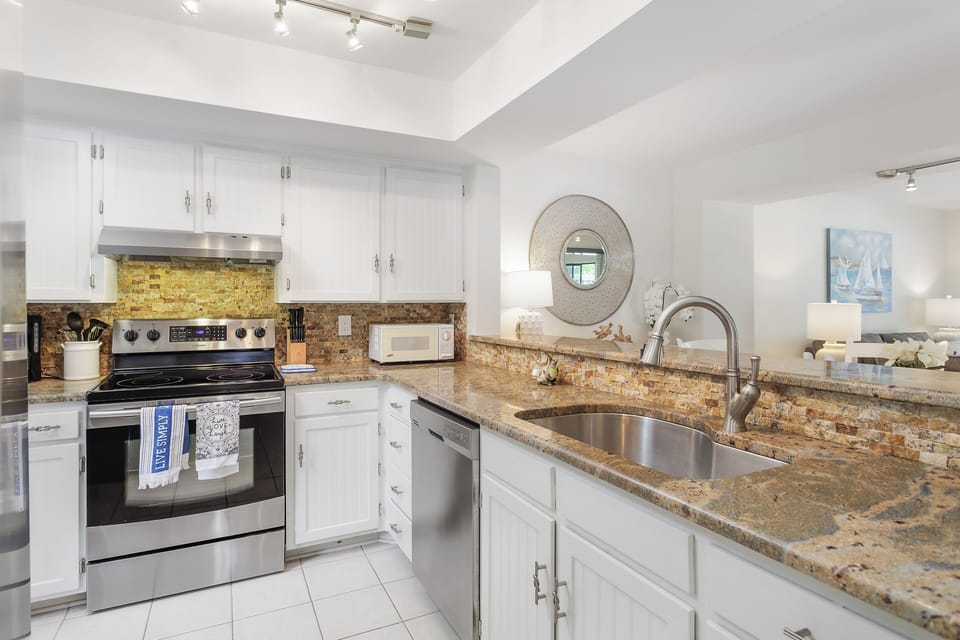 Kitchen entry level