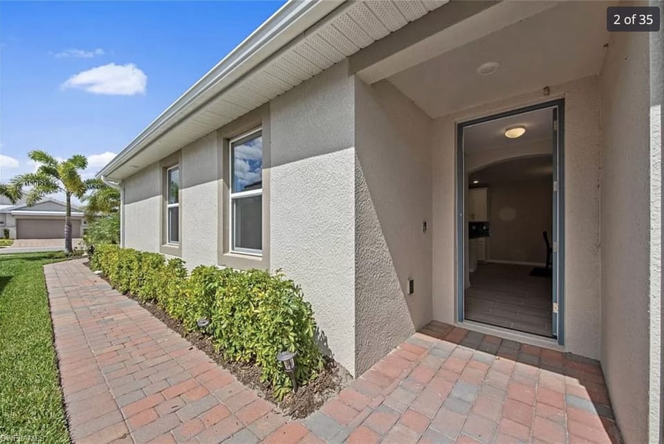 Entry way