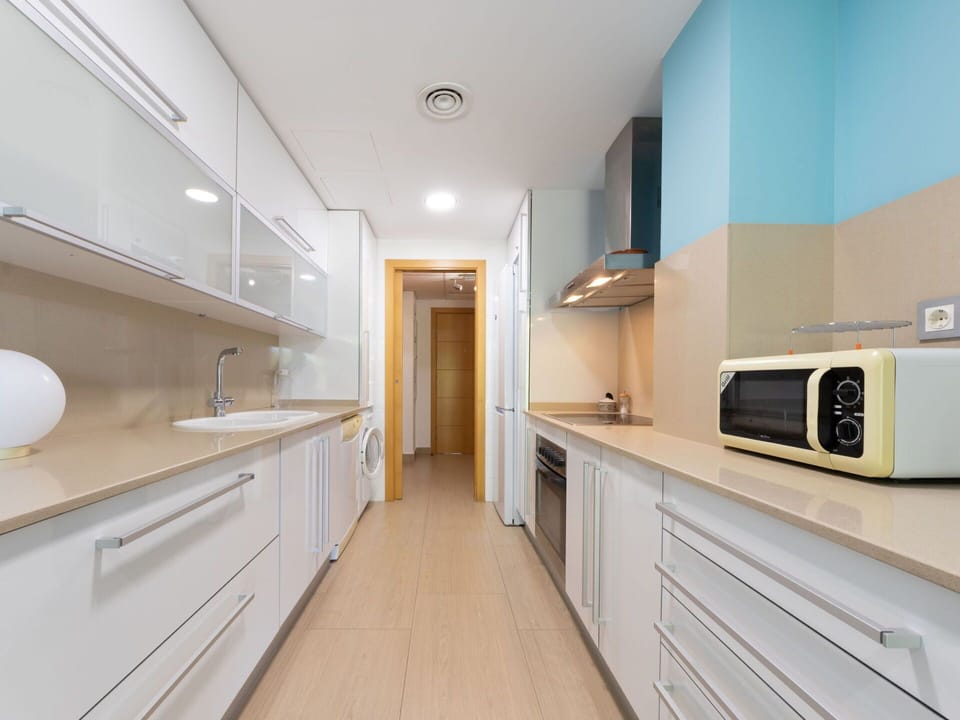 Cabinetry, Countertop, Property, Furniture, Building, Kitchen Appliance, Kitchen, Drawer, Wood, Kitchen Stove