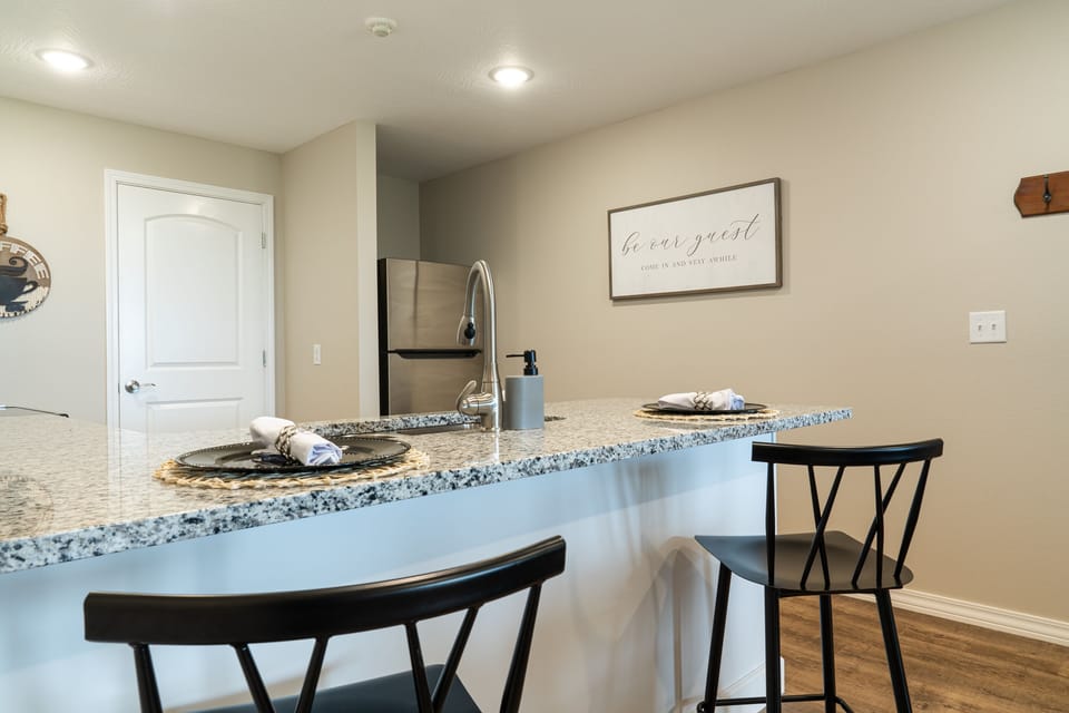 Kitchen and Peninsula